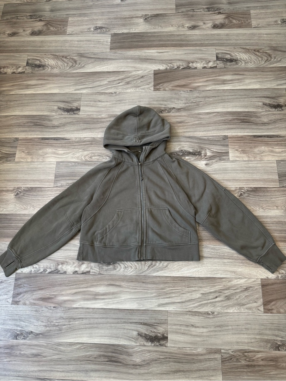 Lululemon Scuba Oversized Full Zip Hoodie in Army Green Size Extra Small/Small